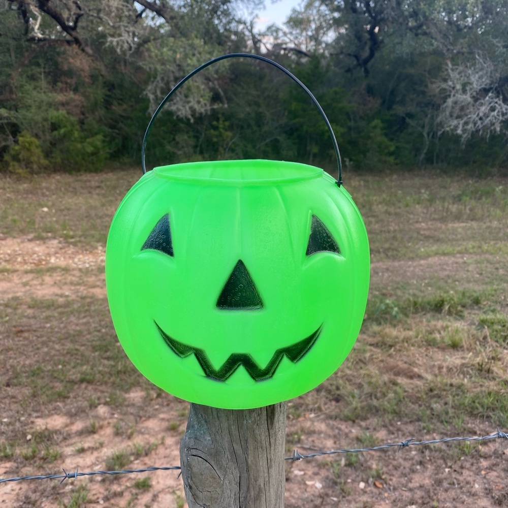 General Foam Plastics Halloween Green Pumpkin Candy Bucket